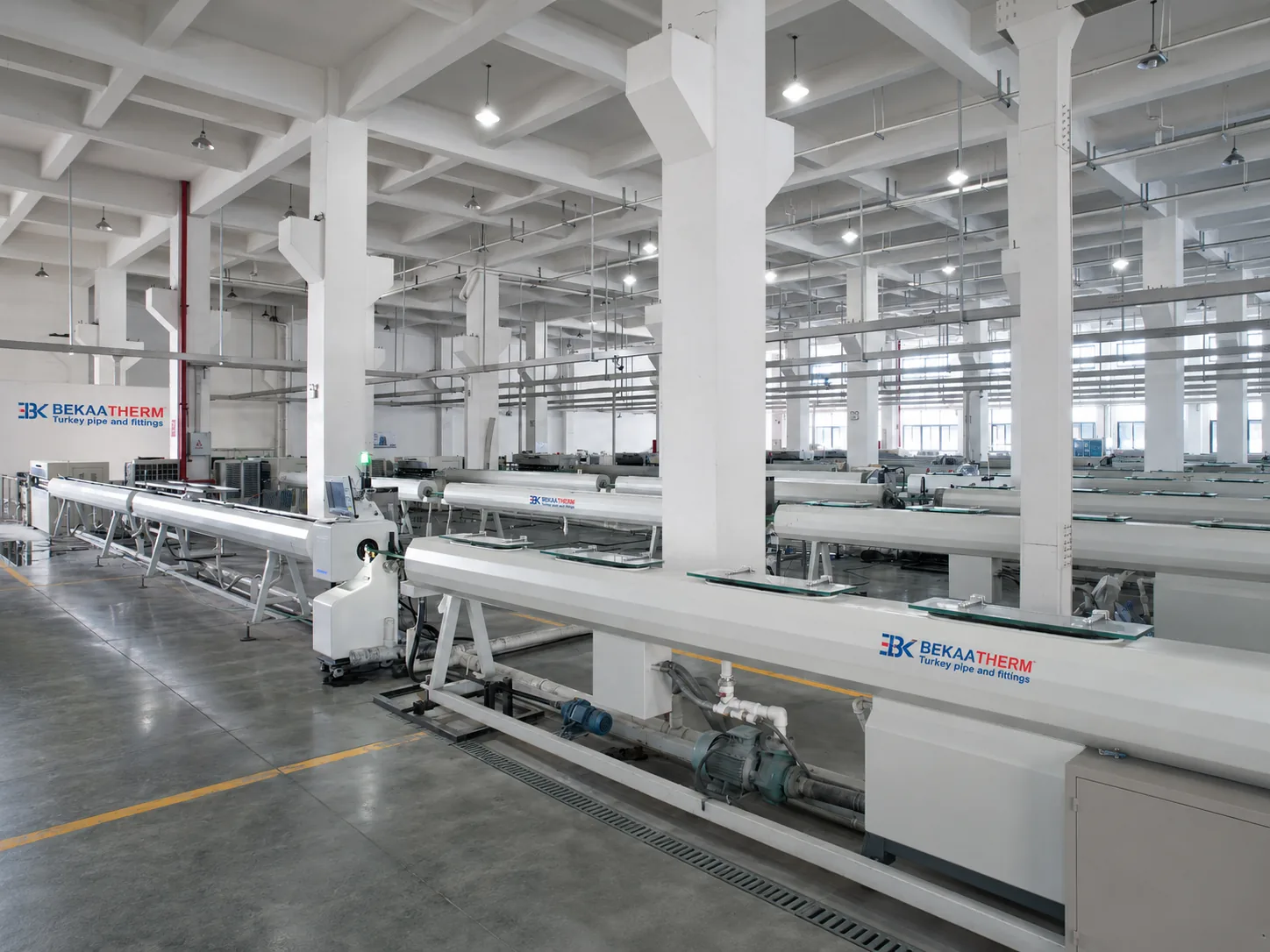 Certified PPR piping palletised and ready for customs-cleared export from Türkiye